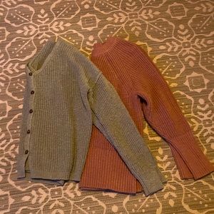 Lot of 2 beautiful sweaters Large and XL